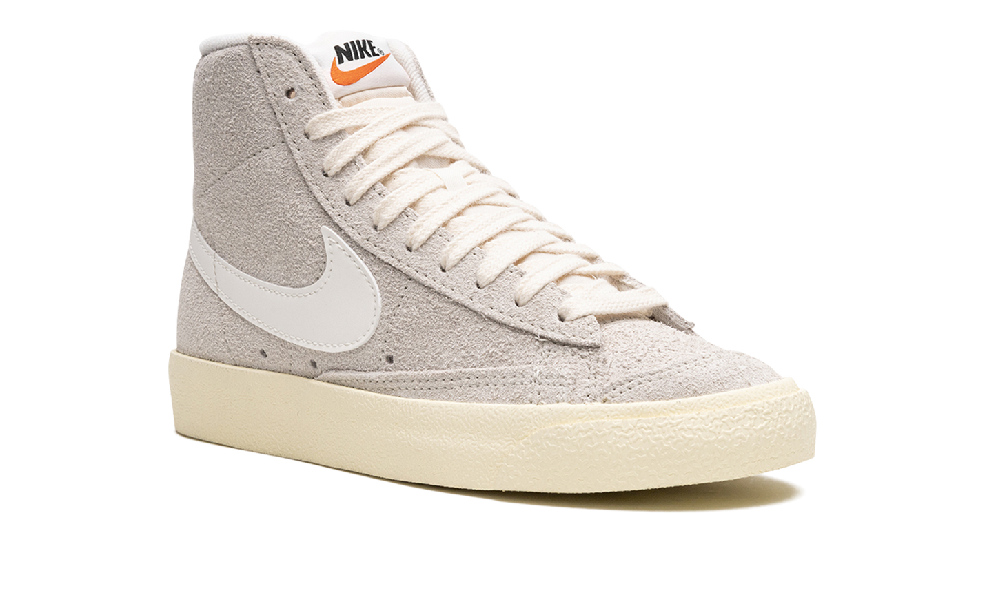 BLAZER MID 77 VINTAGE MNS WMNS "Light Bone Alabaster"