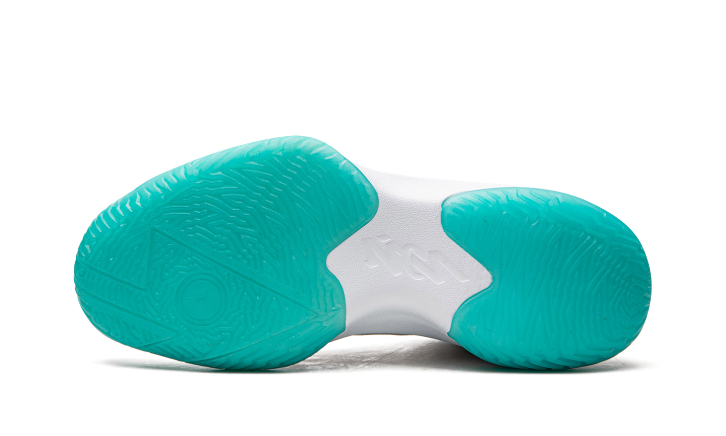Zion 1 "White / Dynamic Turquoise"