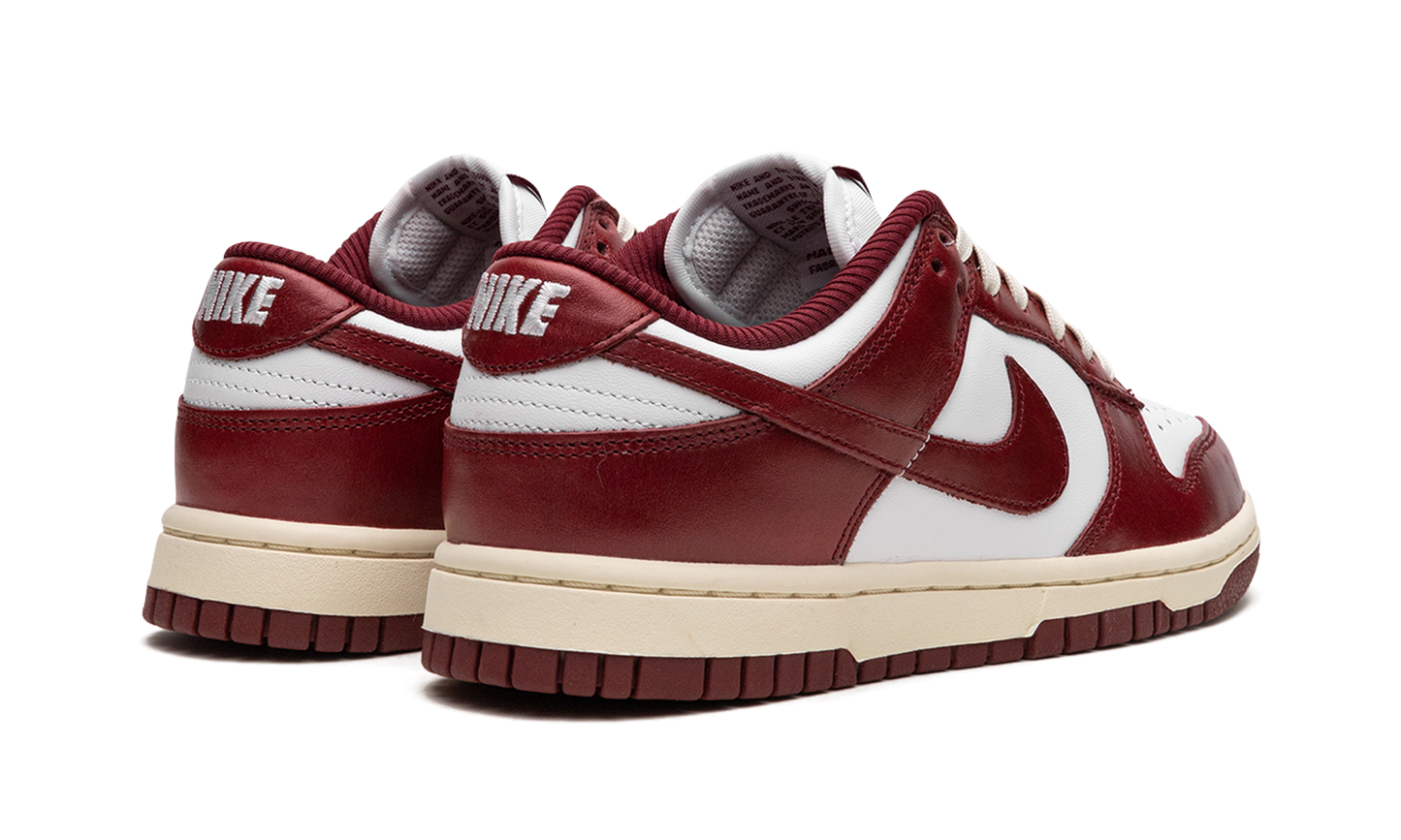 DUNK LOW PRM WMNS "Team Red"