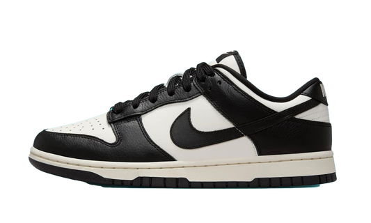 Dunk Low SE WMNS "Cherry Charms - Panda"