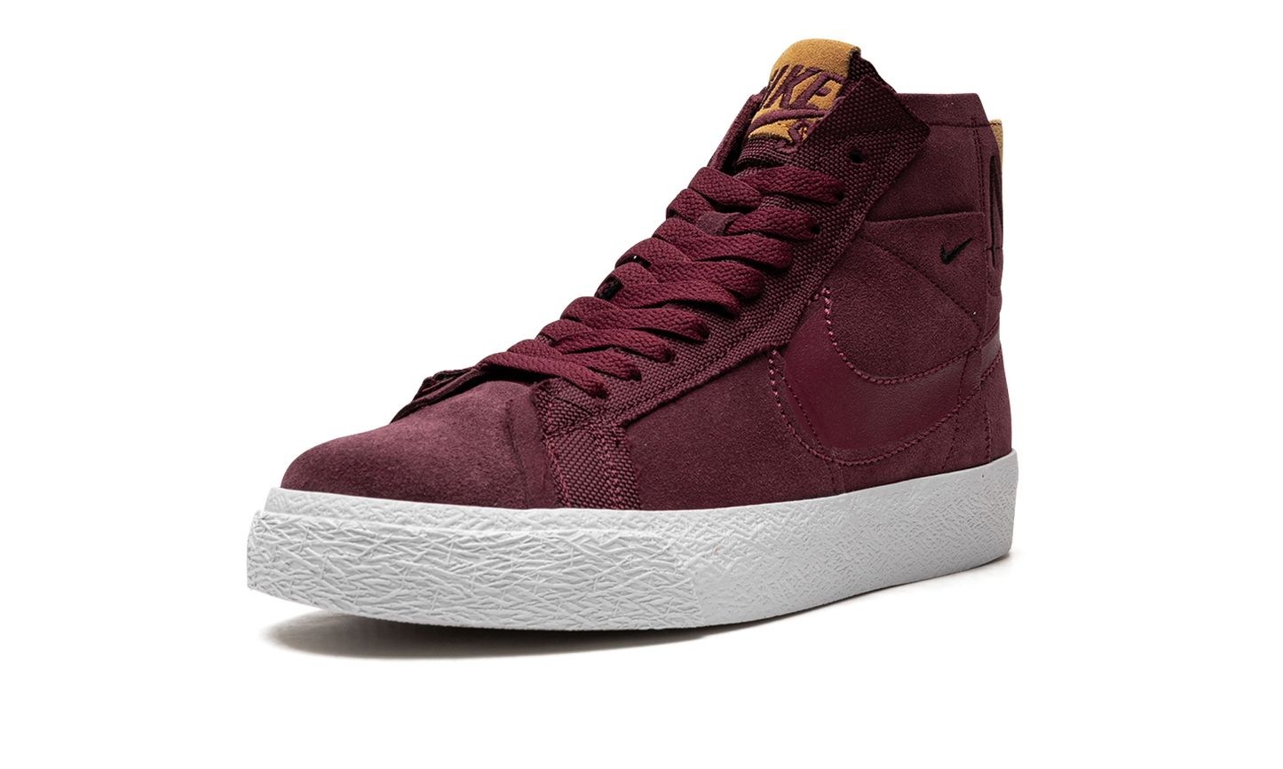 SB Blazer Mid "Night Maroon"