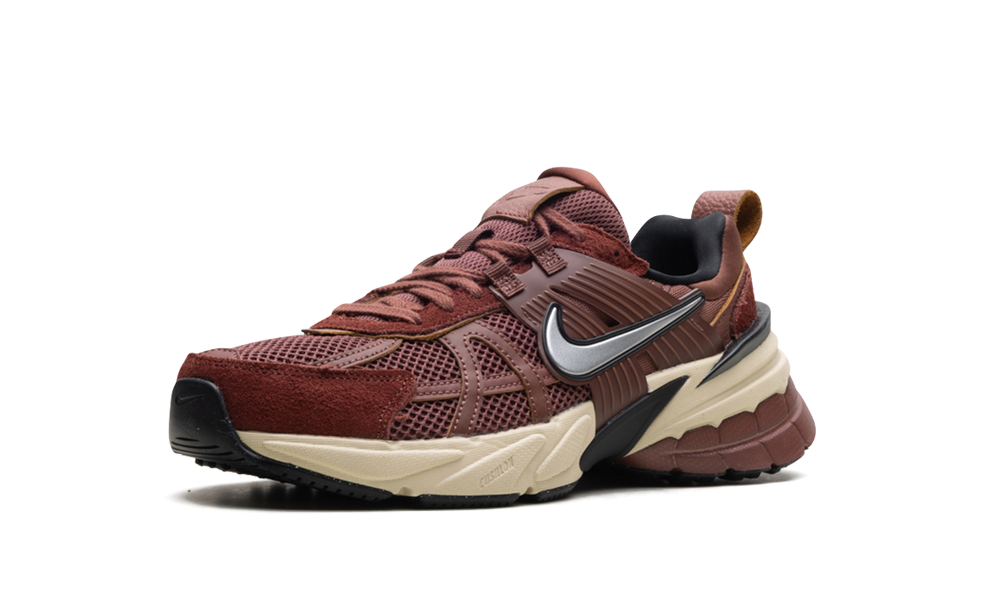 V2K Run WMNS "Red Sepia Dark Pony"