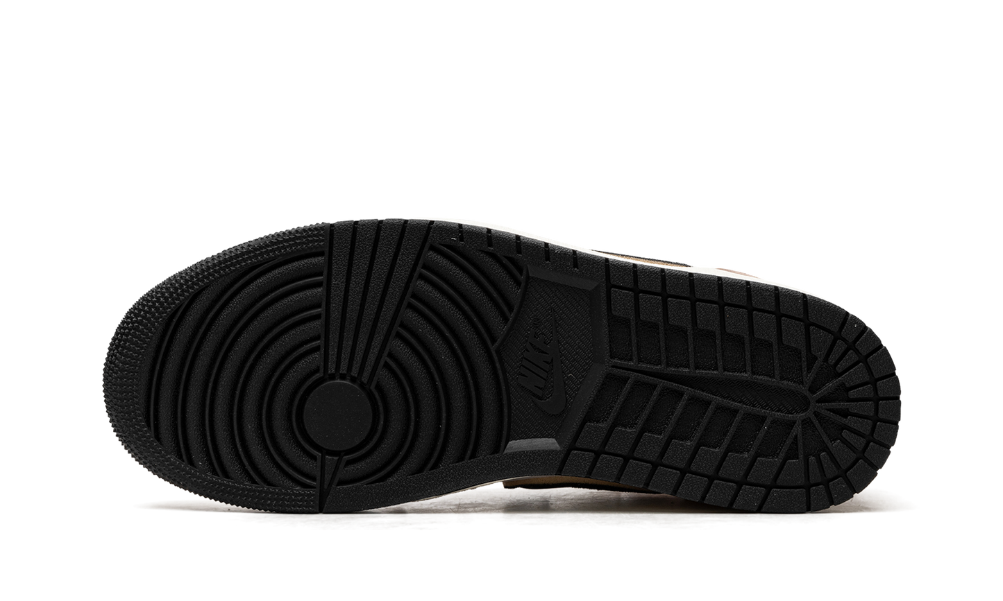 Air Jordan 1 Low OG EX "Coconut Milk"