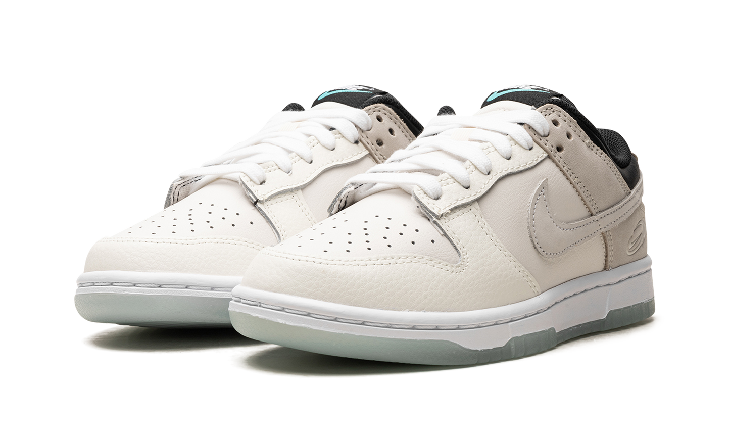 DUNK LOW WMNS "Supersonic"