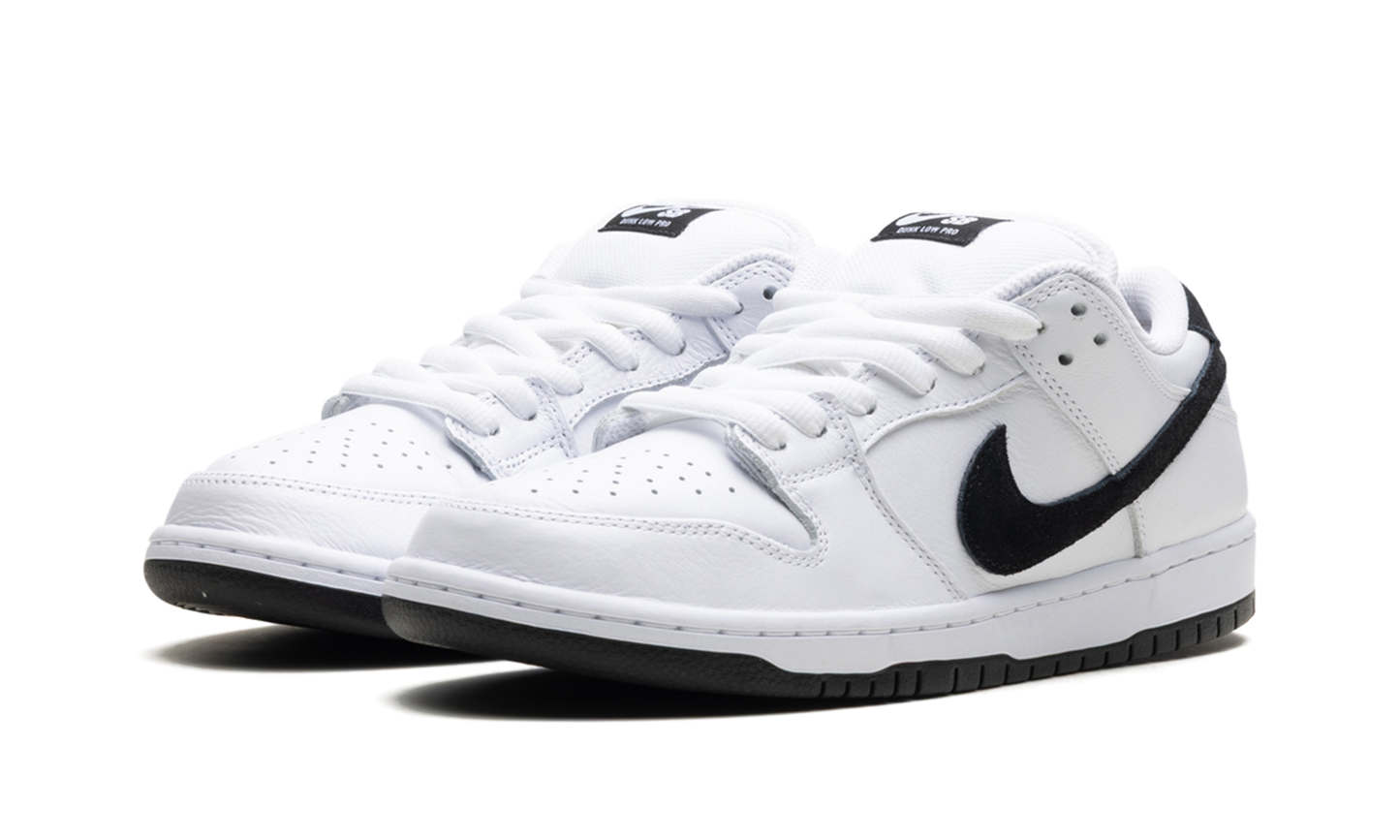 SB Dunk Low "White Black"
