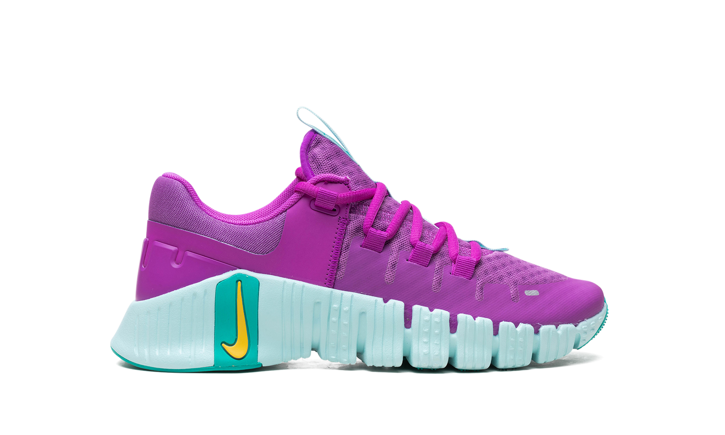 Free Metcon 5 WMNS "Hyper Violet"