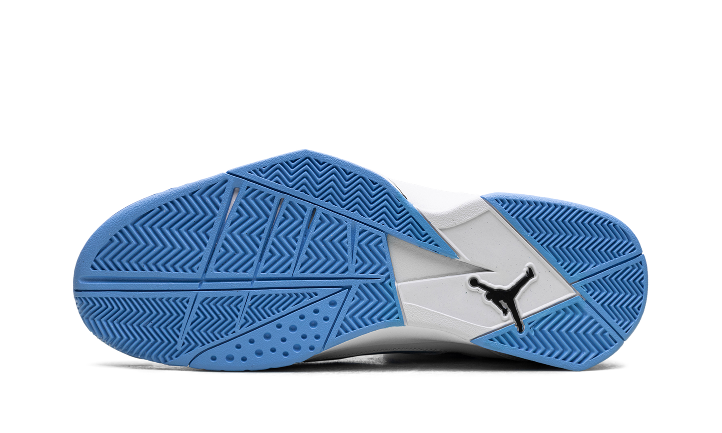 Jordan True Flight "White / University Blue"