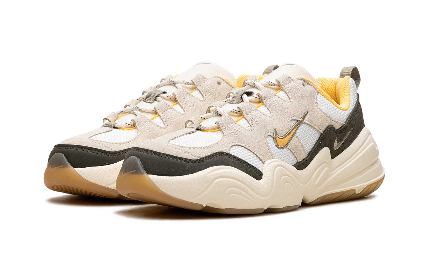TECH HERA WMNS "Coconut Milk"