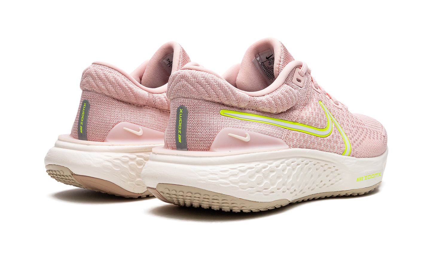 ZOOMX INVINCIBLE RUN FK 2 WMNS "Volt Pink"