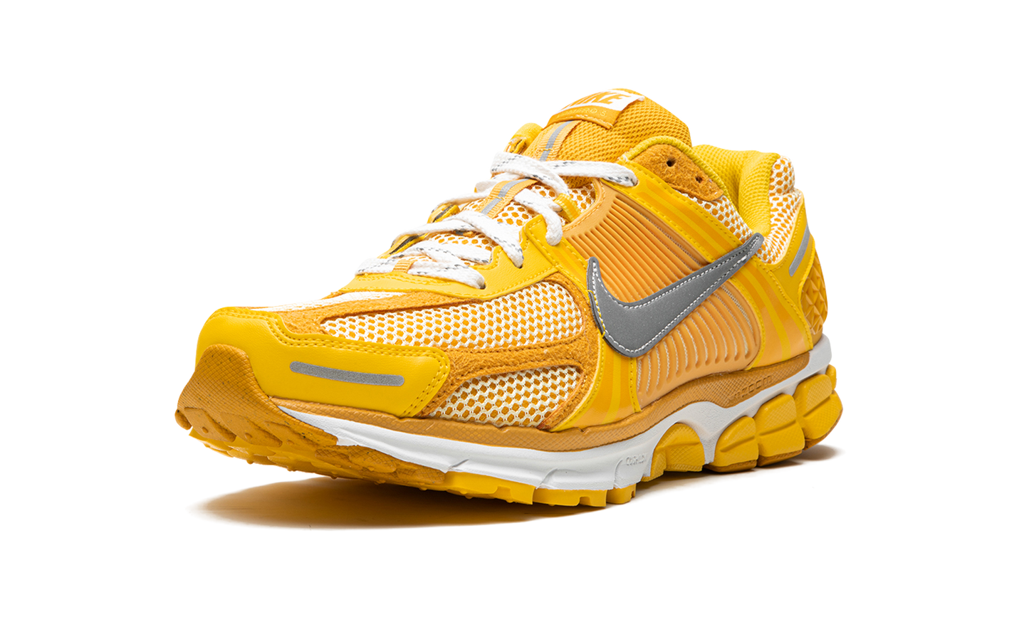 Zoom Vomero 5 "Varsity Maize"