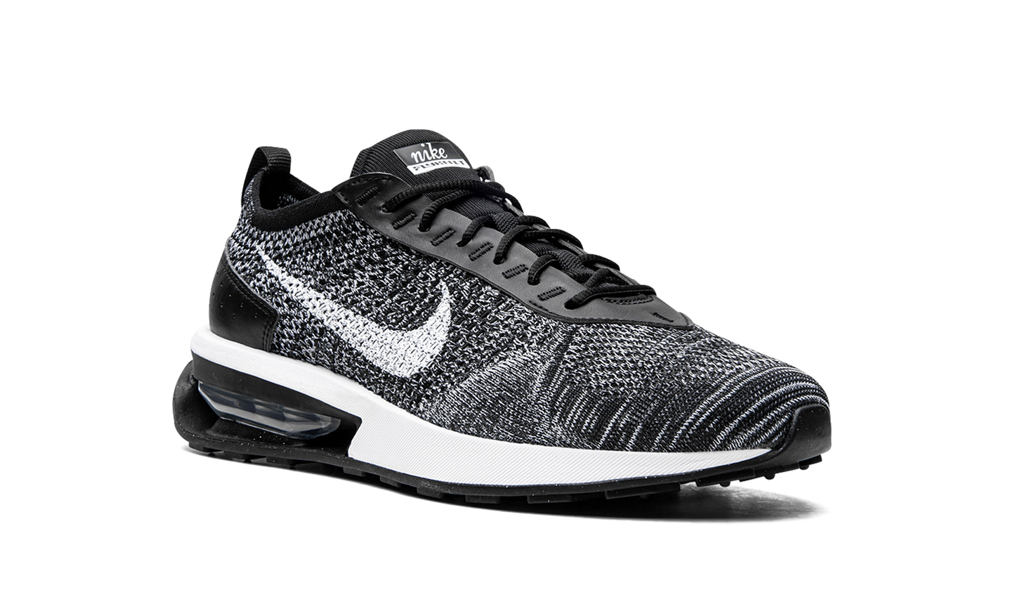 Air Max Flyknit Racer "Oreo"