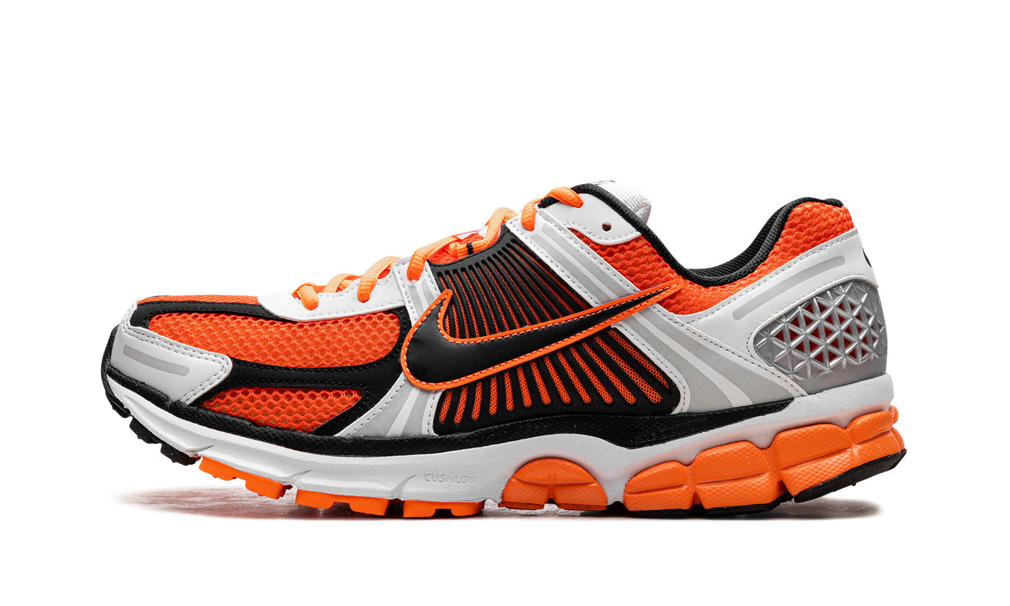 Zoom Vomero 5 "Total Orange"