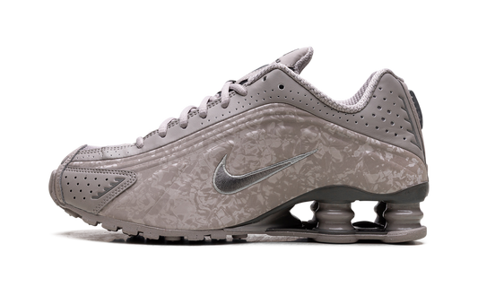 Shox R4 WMNS "Flat Pewter Floral"