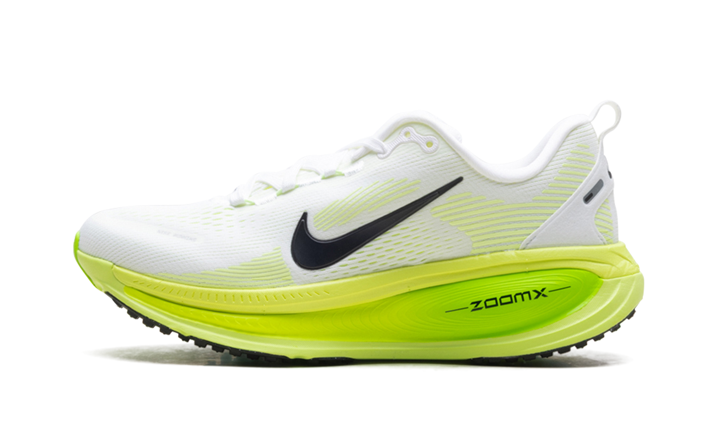 Vomero 18 WMNS "ELECTRIC GREEN"