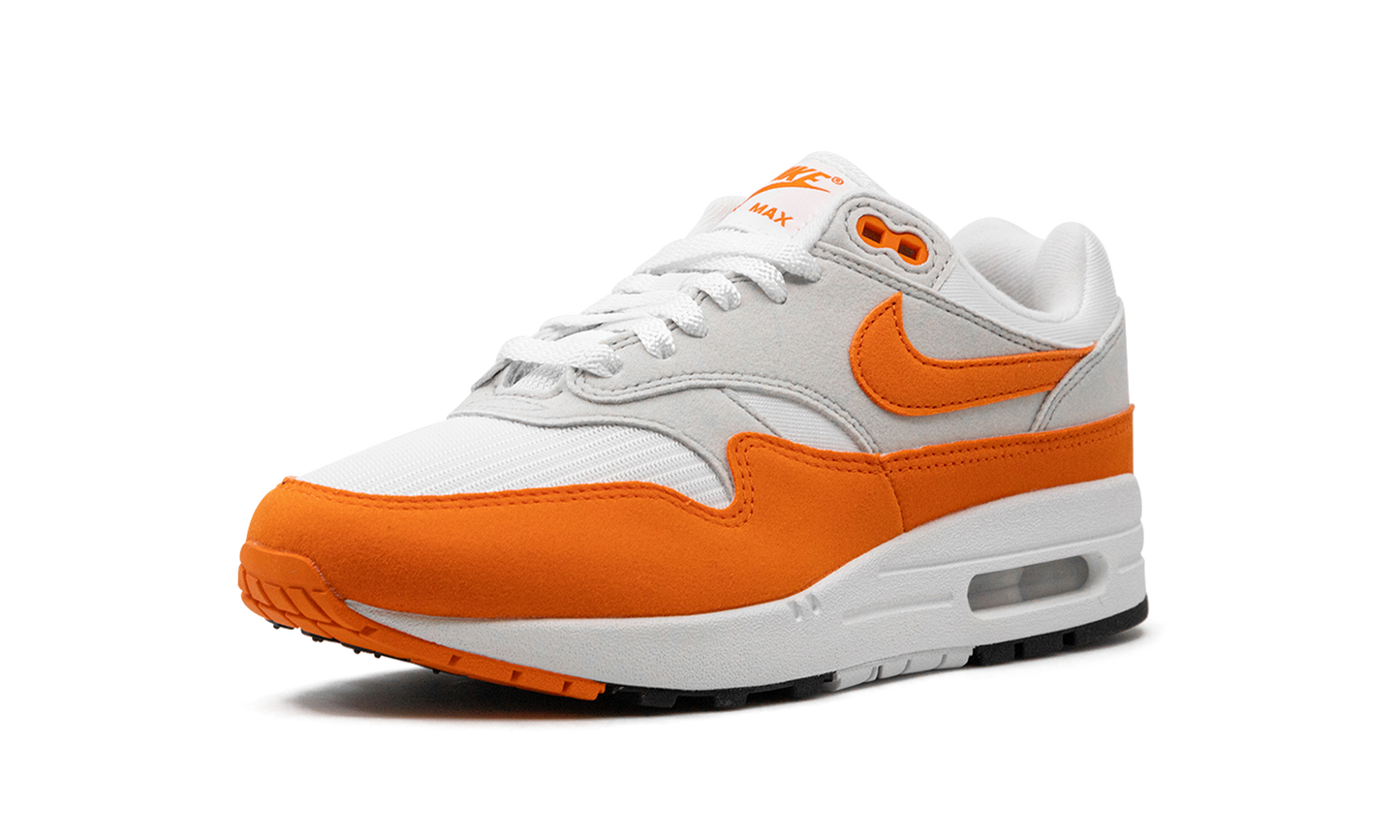 AIR MAX 1 WMNS "Safety Orange"