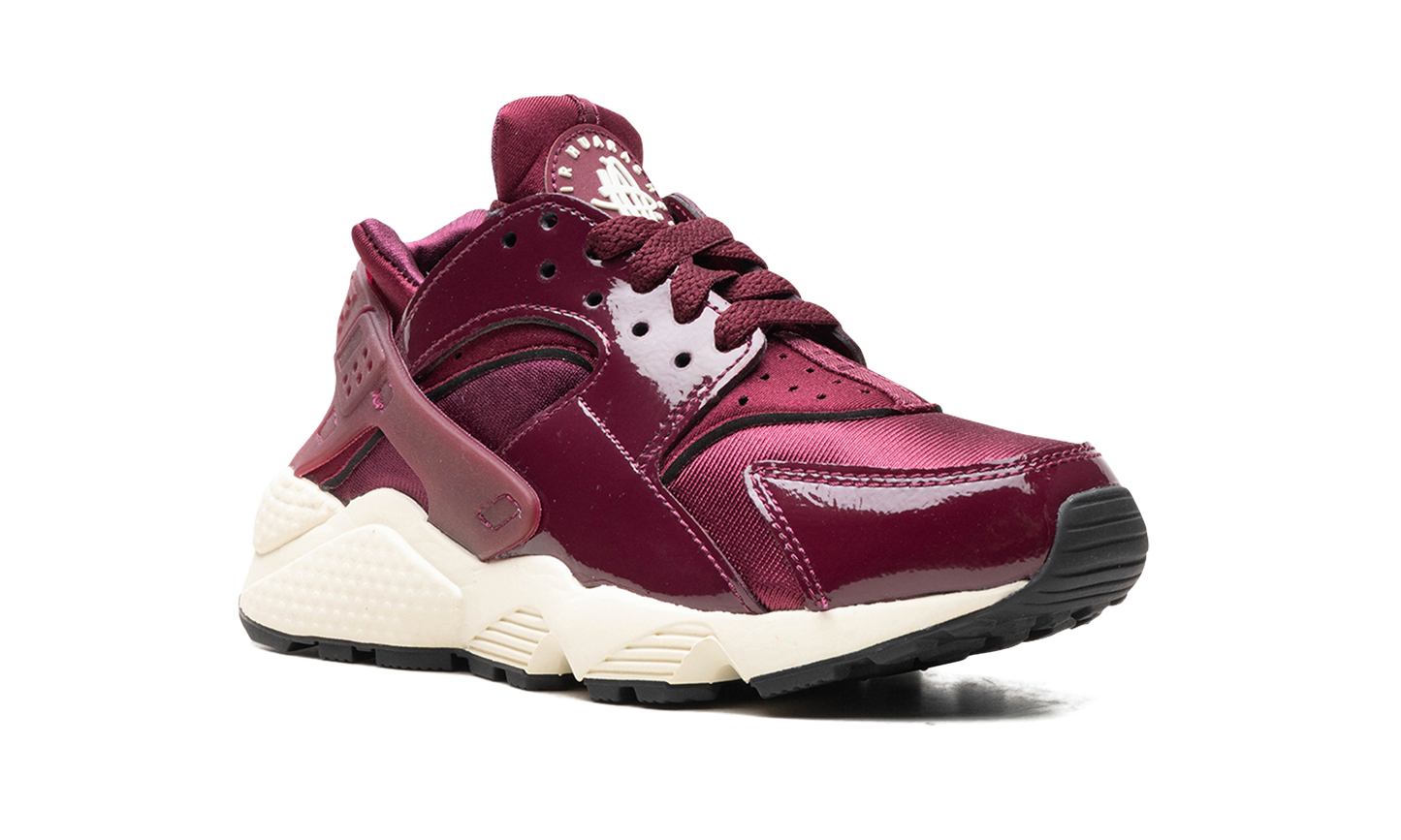 Air Huarache WMNS "BEETROOT"