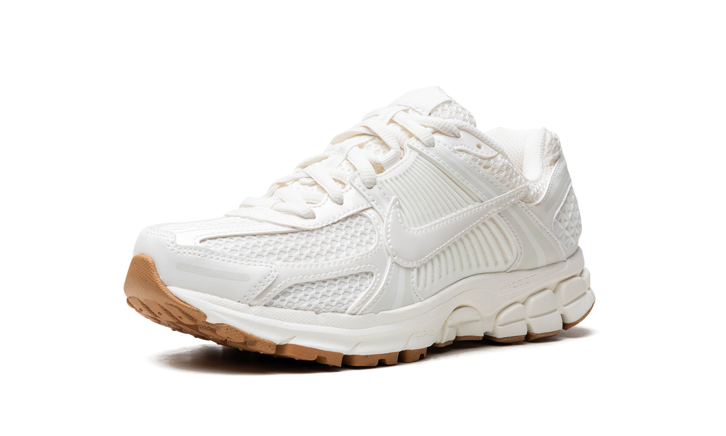 WMNS Nike Zoom Vomero 5 "SAIL GUM"