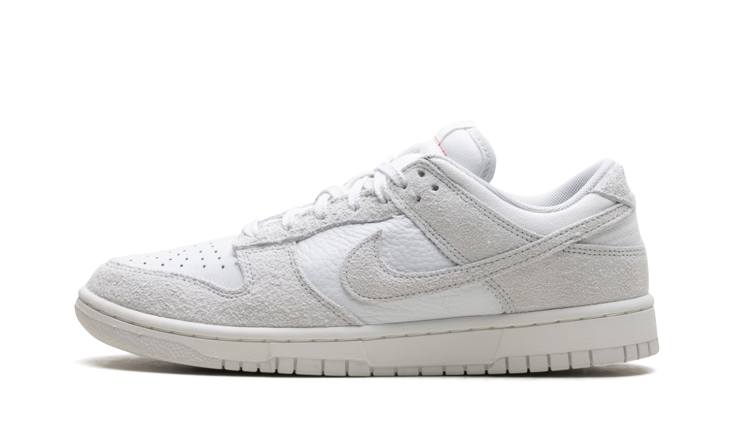 Dunk Low WMNS "Summit White Photon Dust"