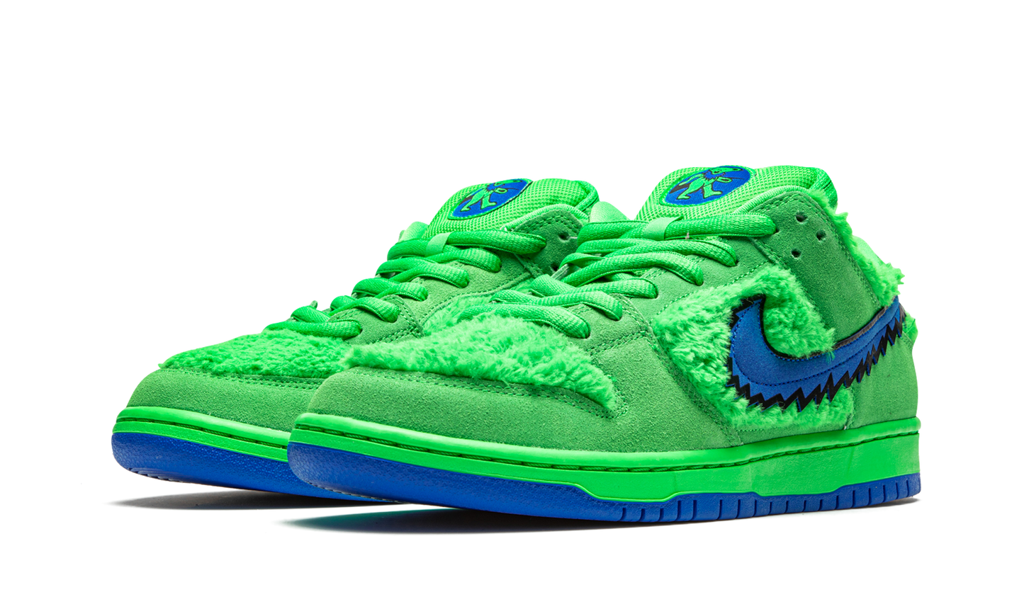 SB Dunk Low "Grateful Dead - Green Bear"