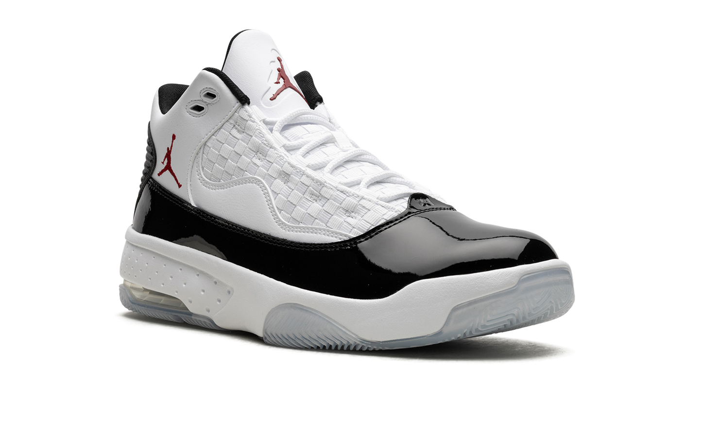 Jordan Max Aura 2 "Gym Red"