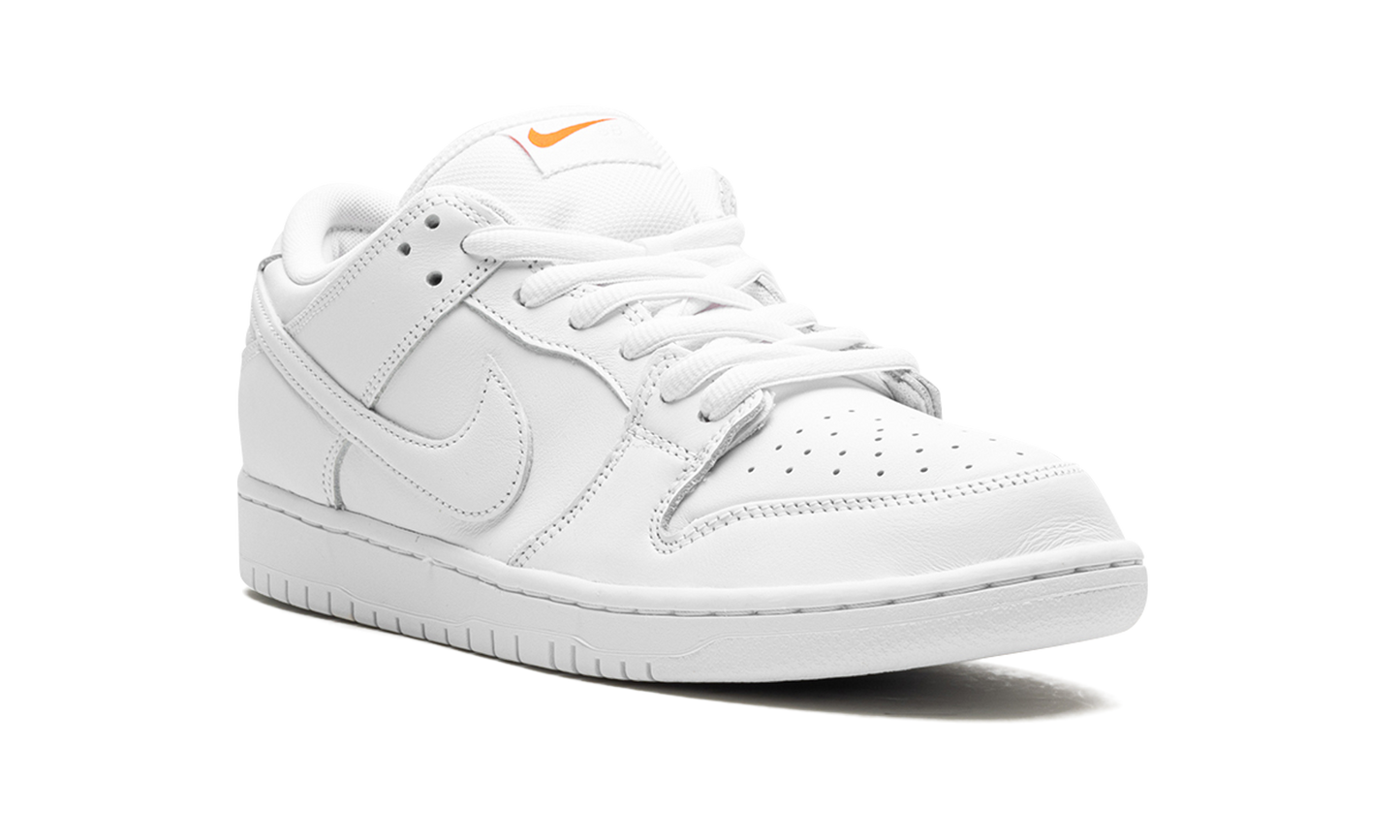 SB Dunk Low Pro "Triple White"