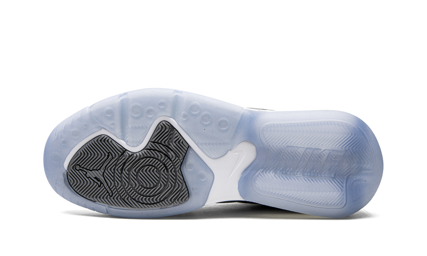 Jordan Point Lane "Cool Grey"