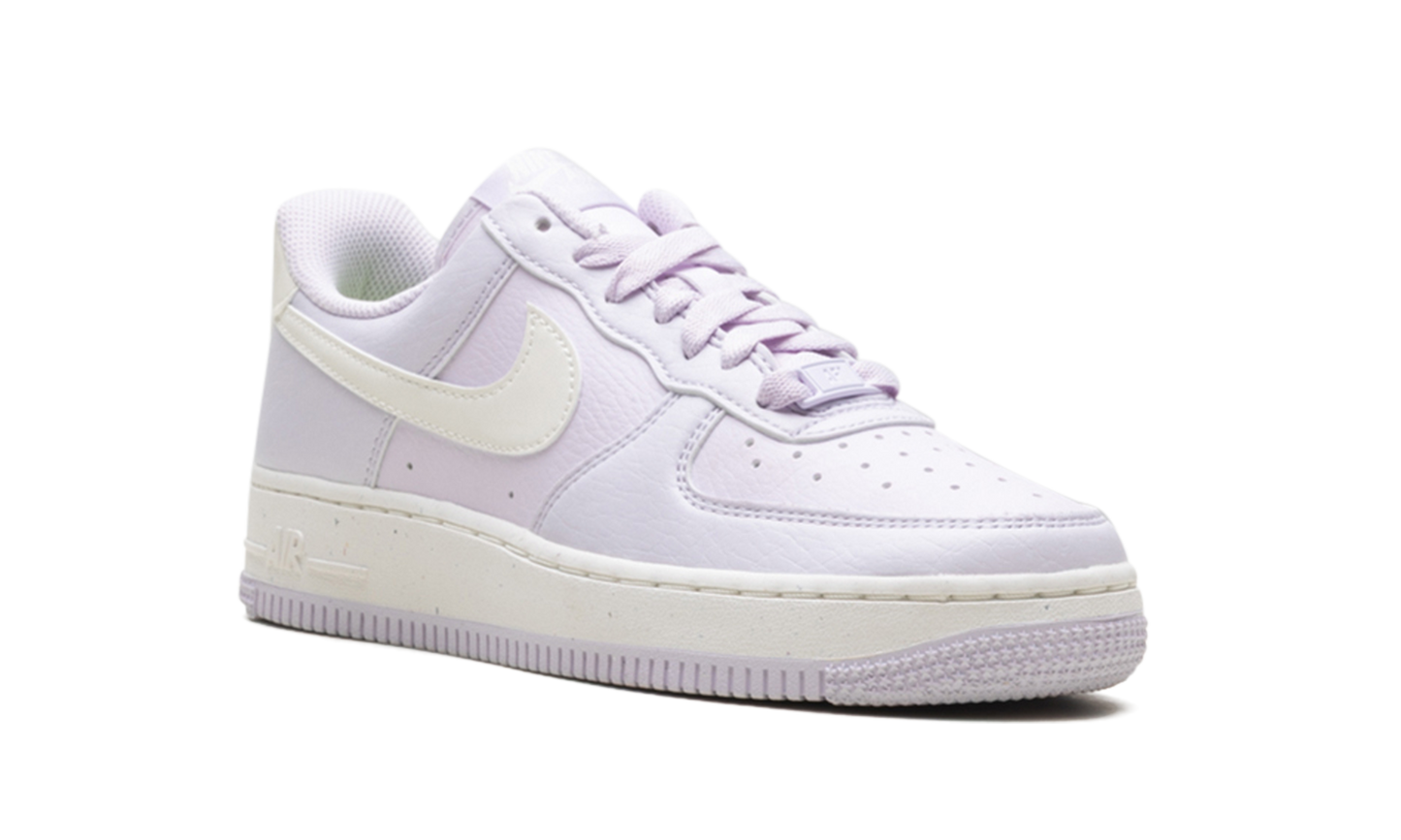 AIR FORCE 1 '07 NEXT NATURE WMNS "Barely Grape"