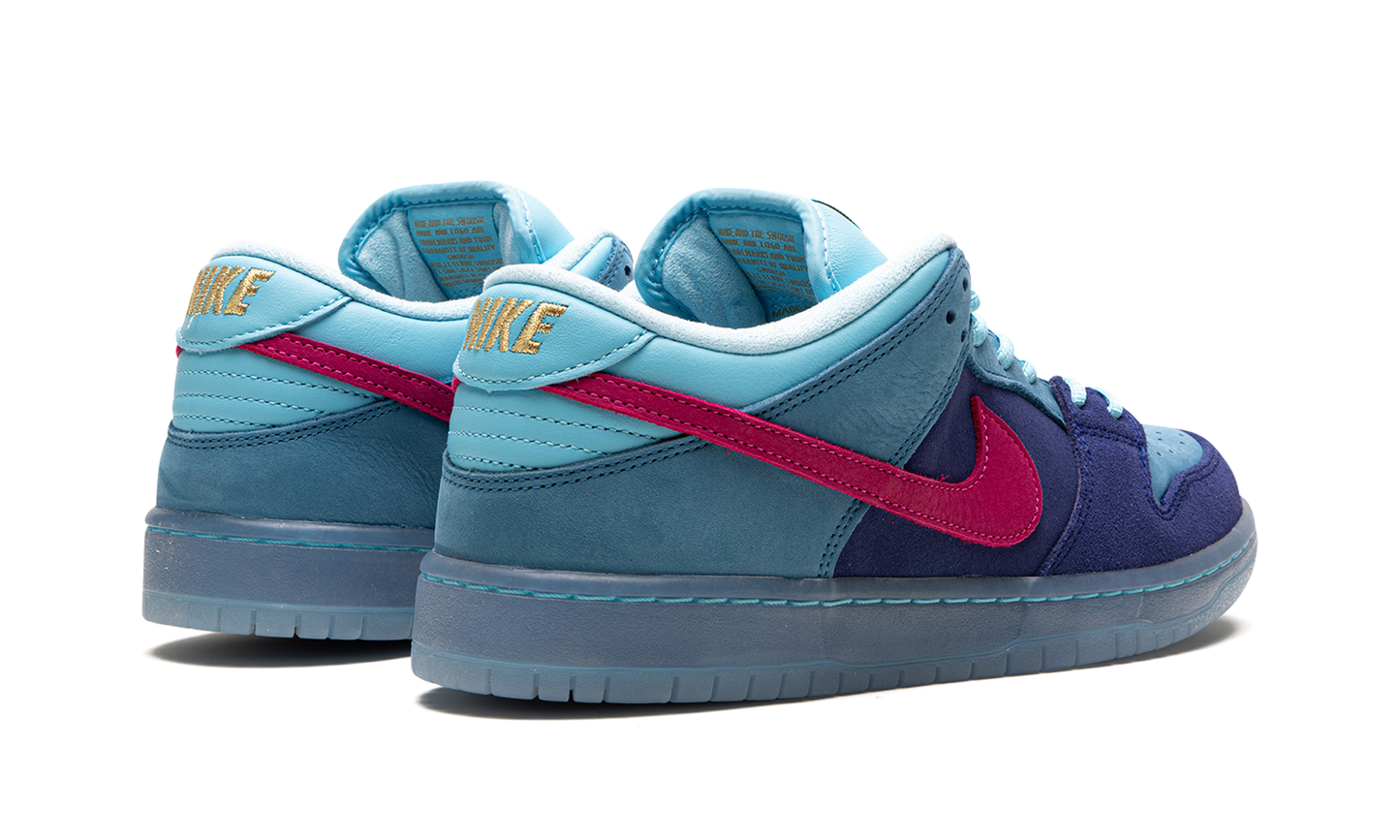 SB Dunk Low "Run The Jewels"