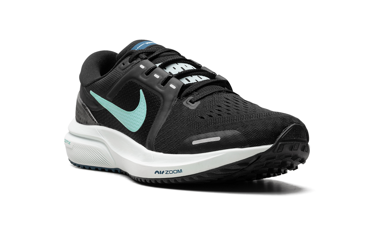 AIR ZOOM VOMERO 16 WMNS "BLACK AURORA"