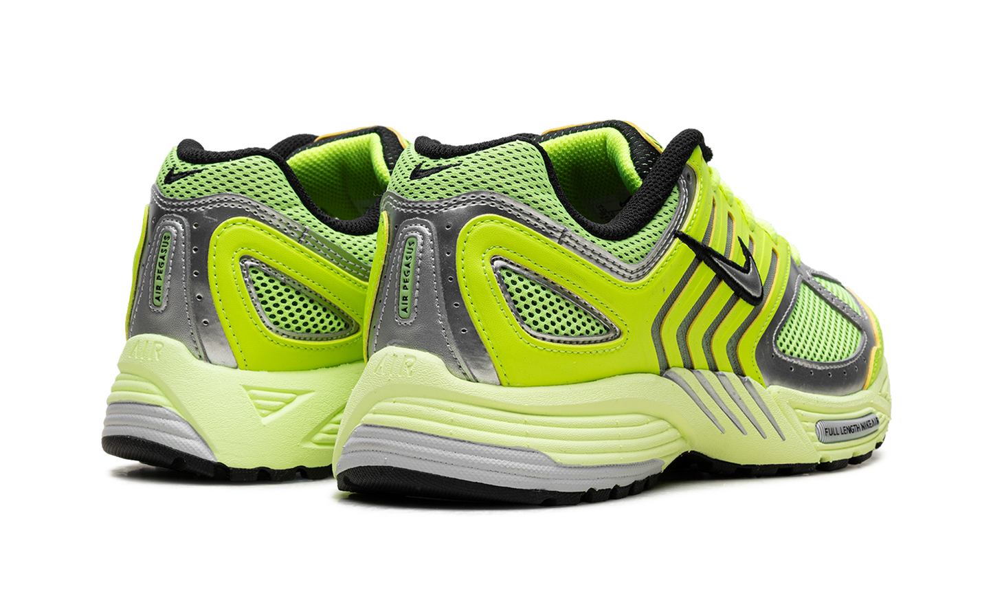 Air Peg 2K5 WMNS "Volt Metallic Silver"