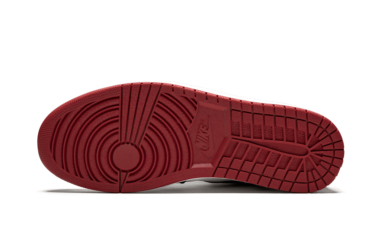 Air Jordan 1 Retro High OG "Black Toe 2016"