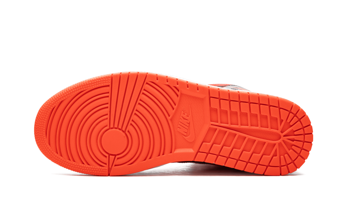 AIR JORDAN 1 MID WMNS "Hot Punch"