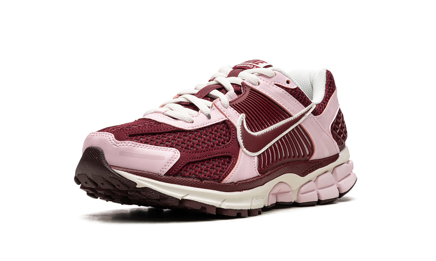 ZOOM VOMERO 5 WMNS "Pink Foam"