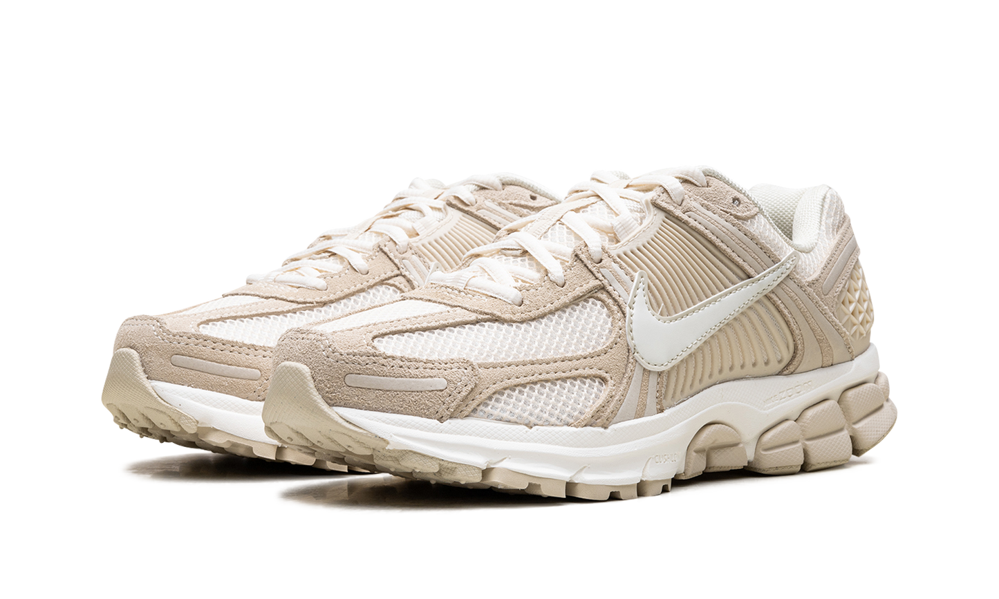 Zoom Vomero 5 WMNS "Beach Light Khaki"