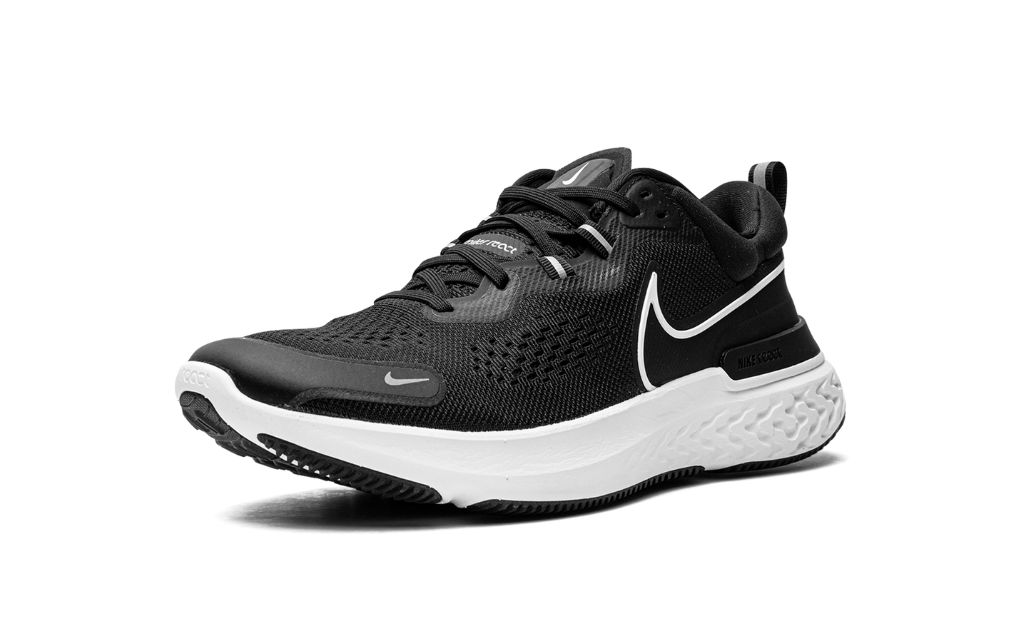WMNS React Miler 2