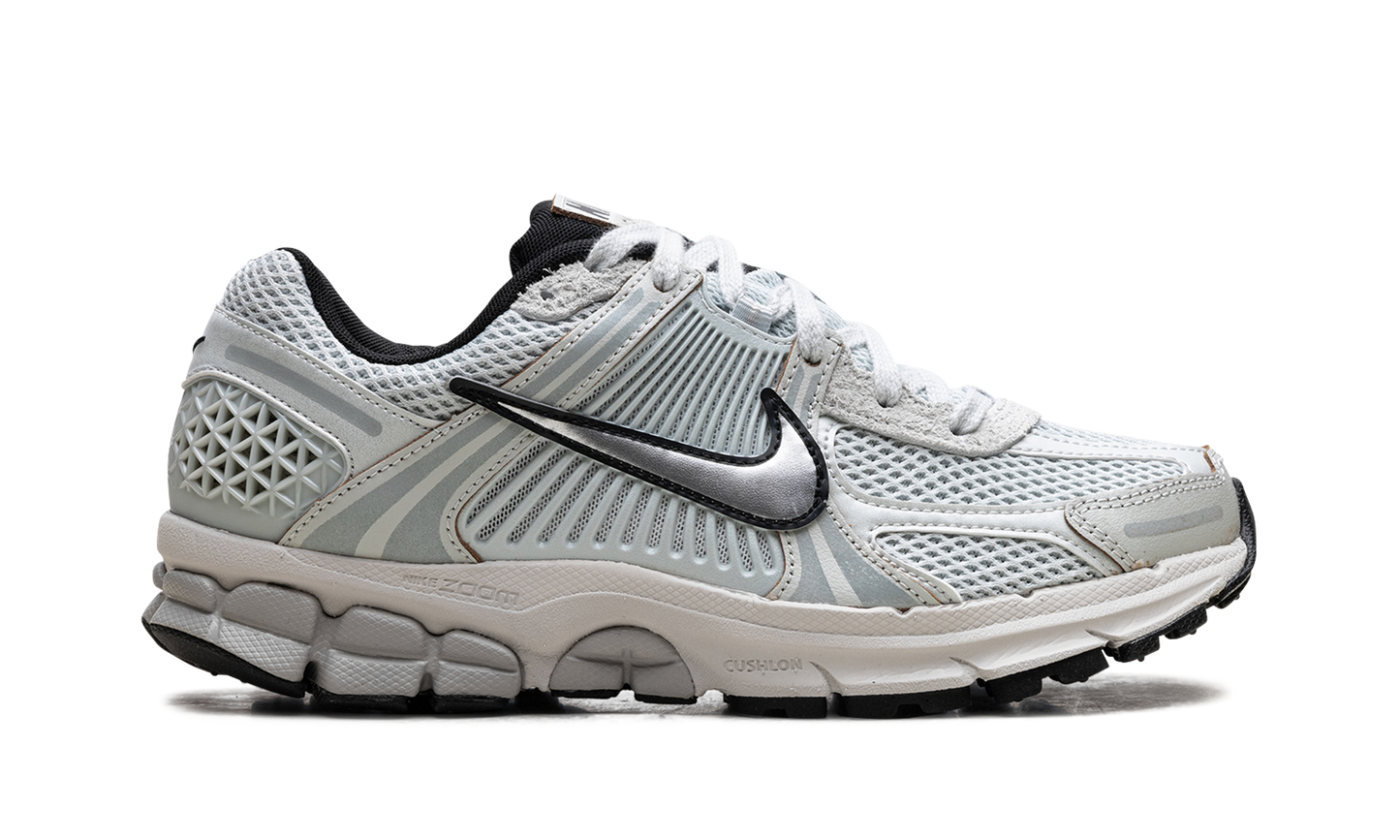 Zoom Vomero 5 WMNS "Light Silver Chrome"