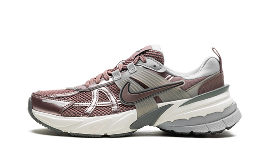 V2K Run WMNS "Smokey Mauve"