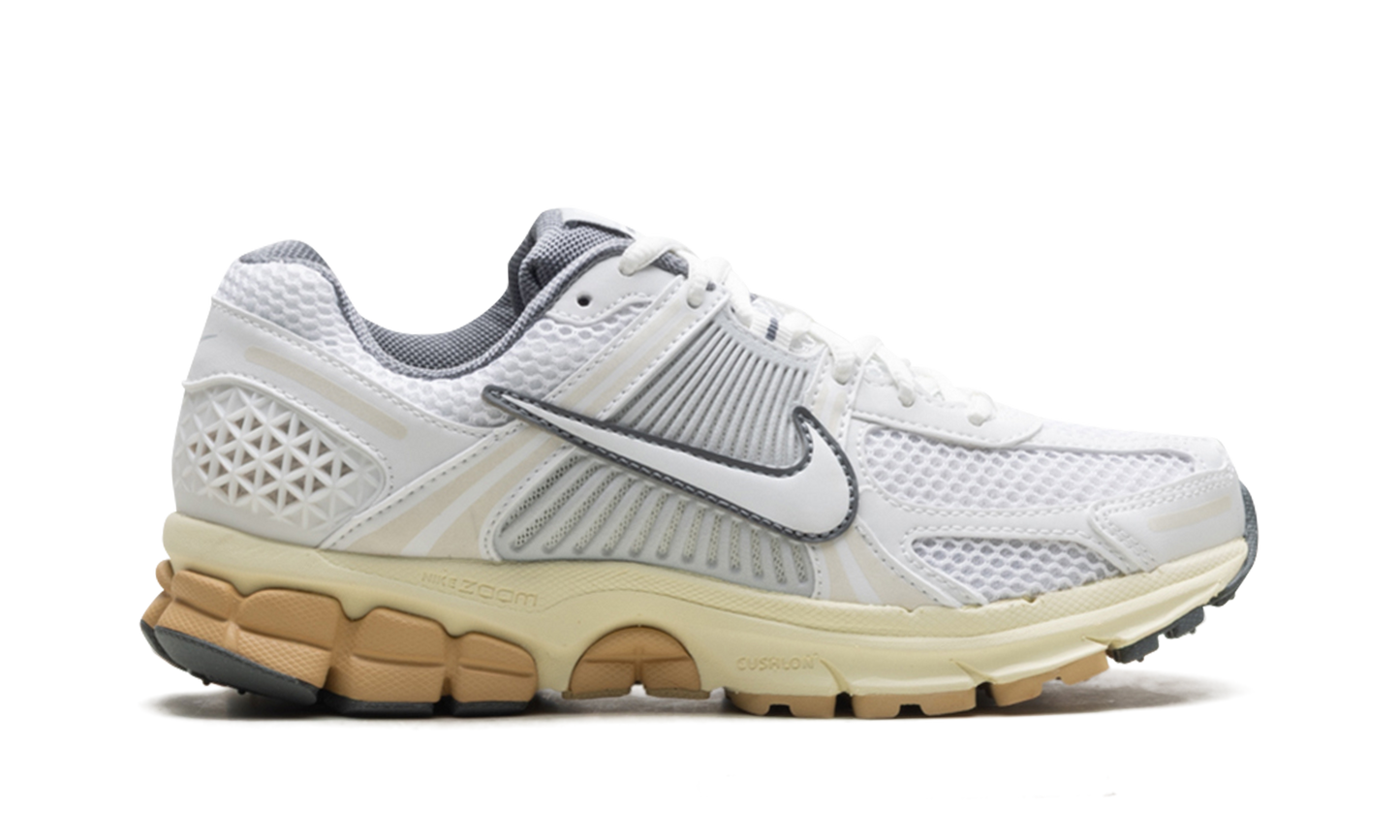 Zoom Vomero 5 WMNS "Summit White Pure Platinum"
