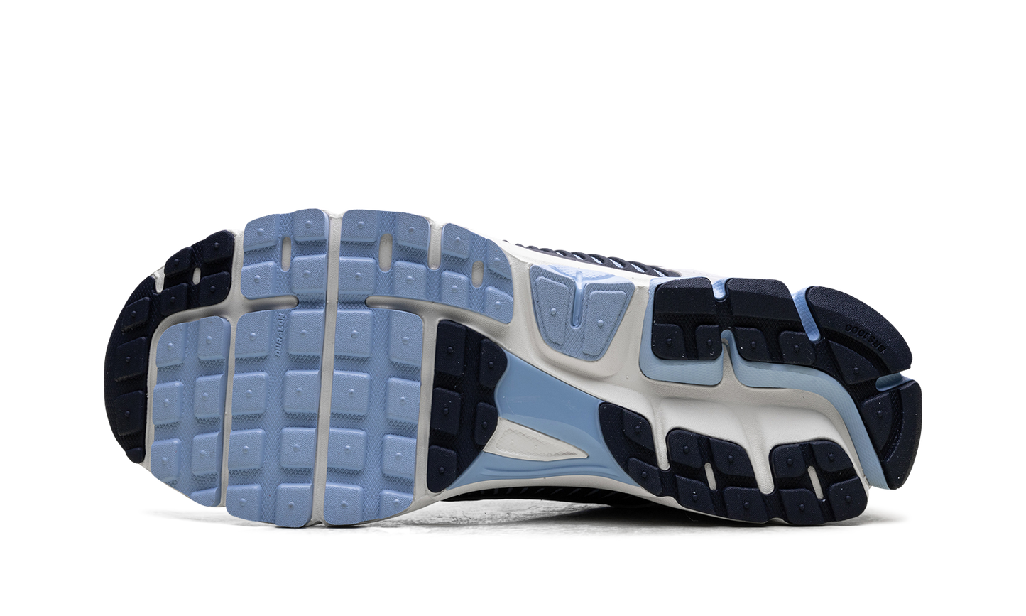 Zoom Vomero 5 "Psychic Blue"