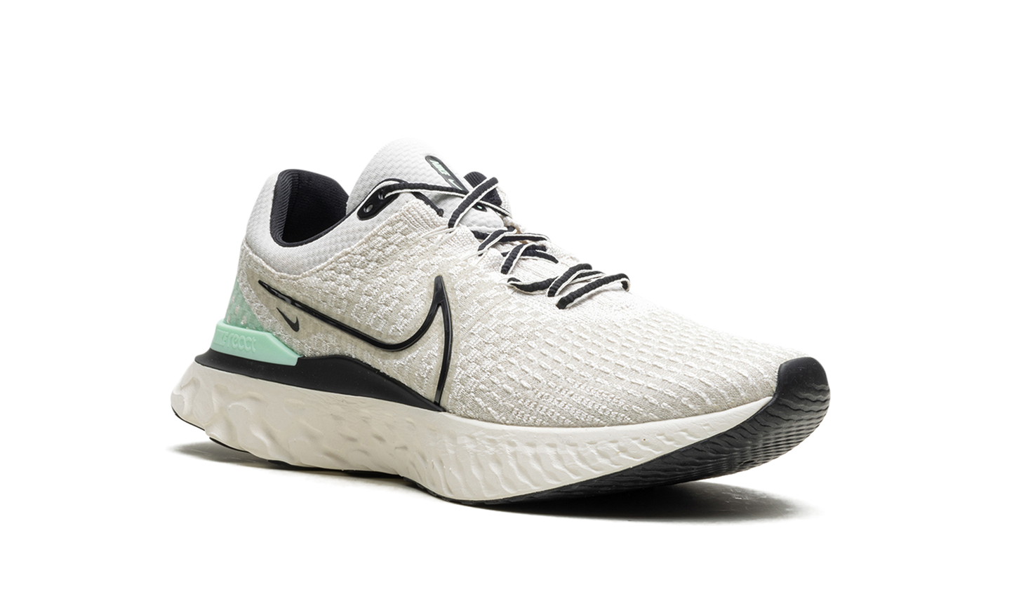 React Infinity Run Flyknit 3 "Phantom Black Mint"