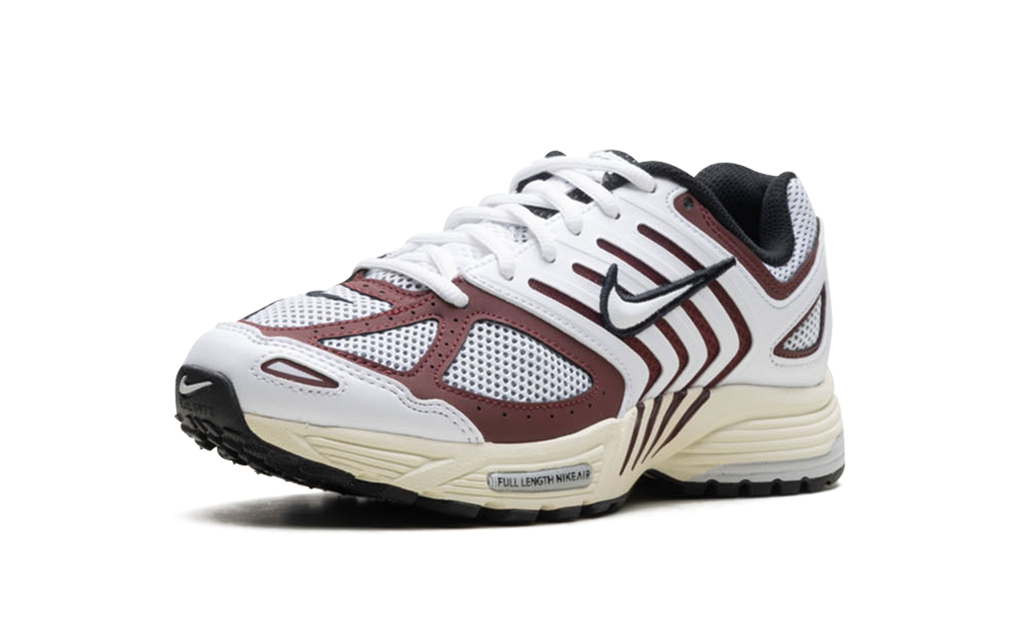 Air Peg 2K5 WMNS "Dark Team Red"