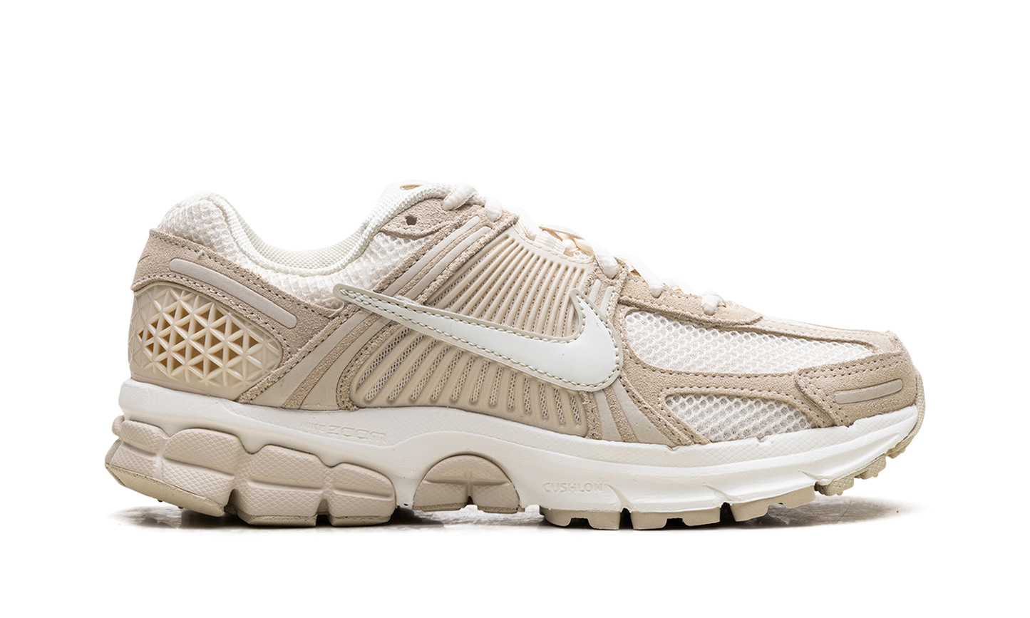 Zoom Vomero 5 WMNS "Beach Light Khaki"