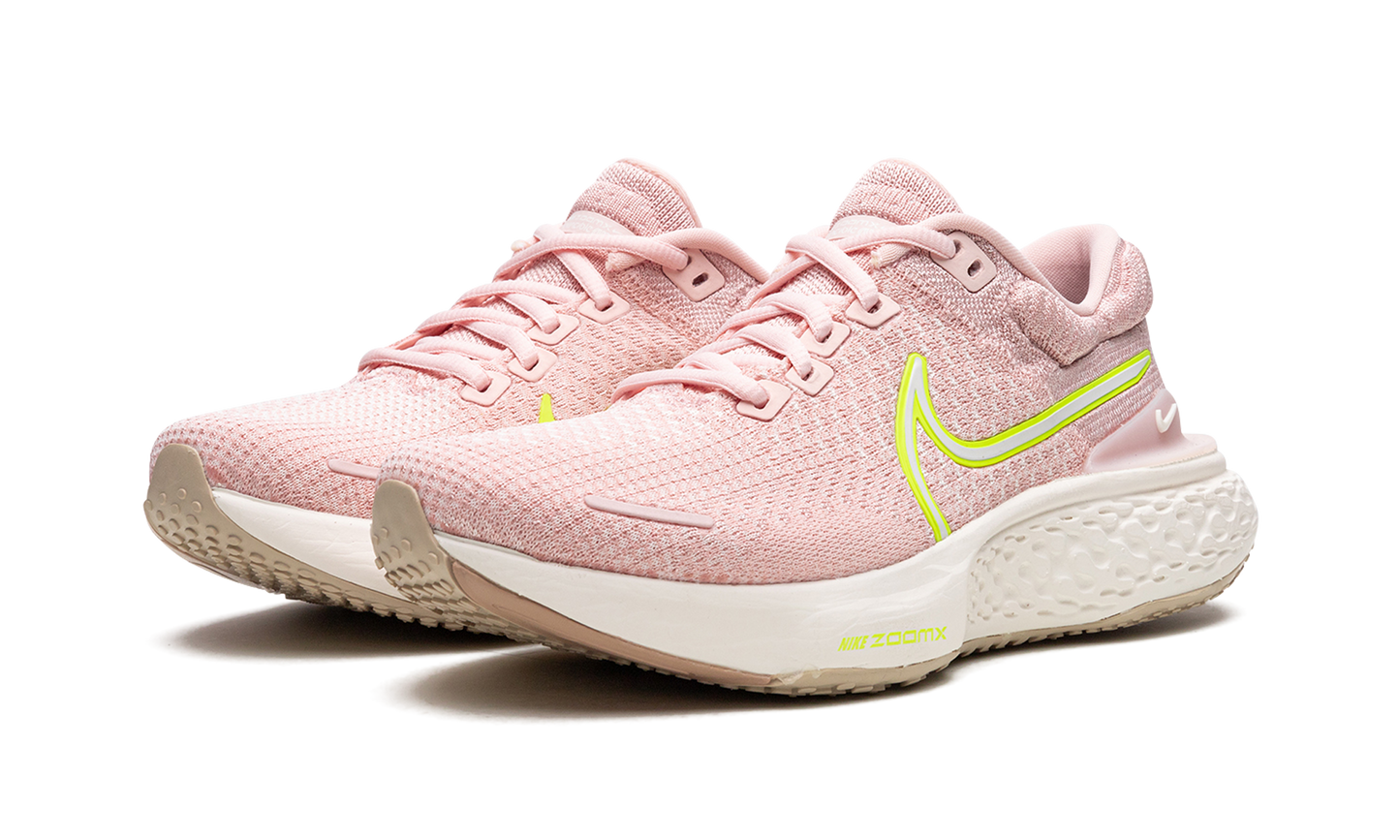 ZOOMX INVINCIBLE RUN FK 2 WMNS "Volt Pink"