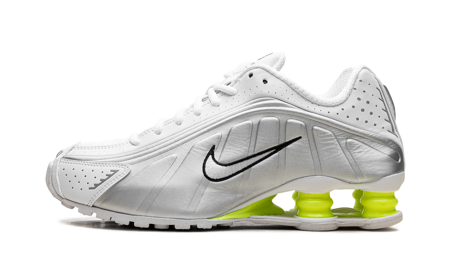 Shox R4 WMNS "White Metallic Silver Volt"