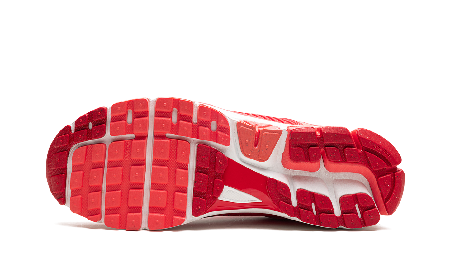 Zoom Vomero 5 PRM "University Red Metallic Silver"