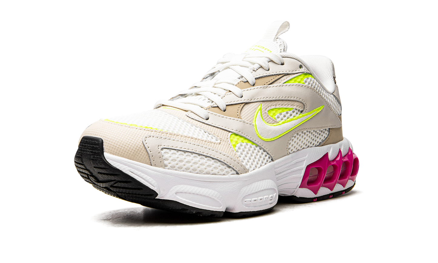 WMNS Zoom Air Fire "Summit White and Total Orange"