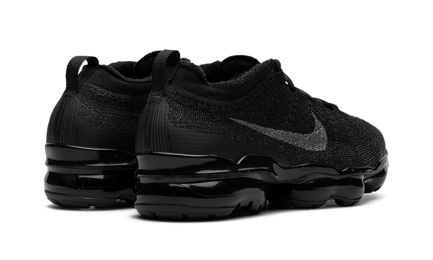 VAPORMAX 2023 FLYKNIT WMNS "Triple Black"