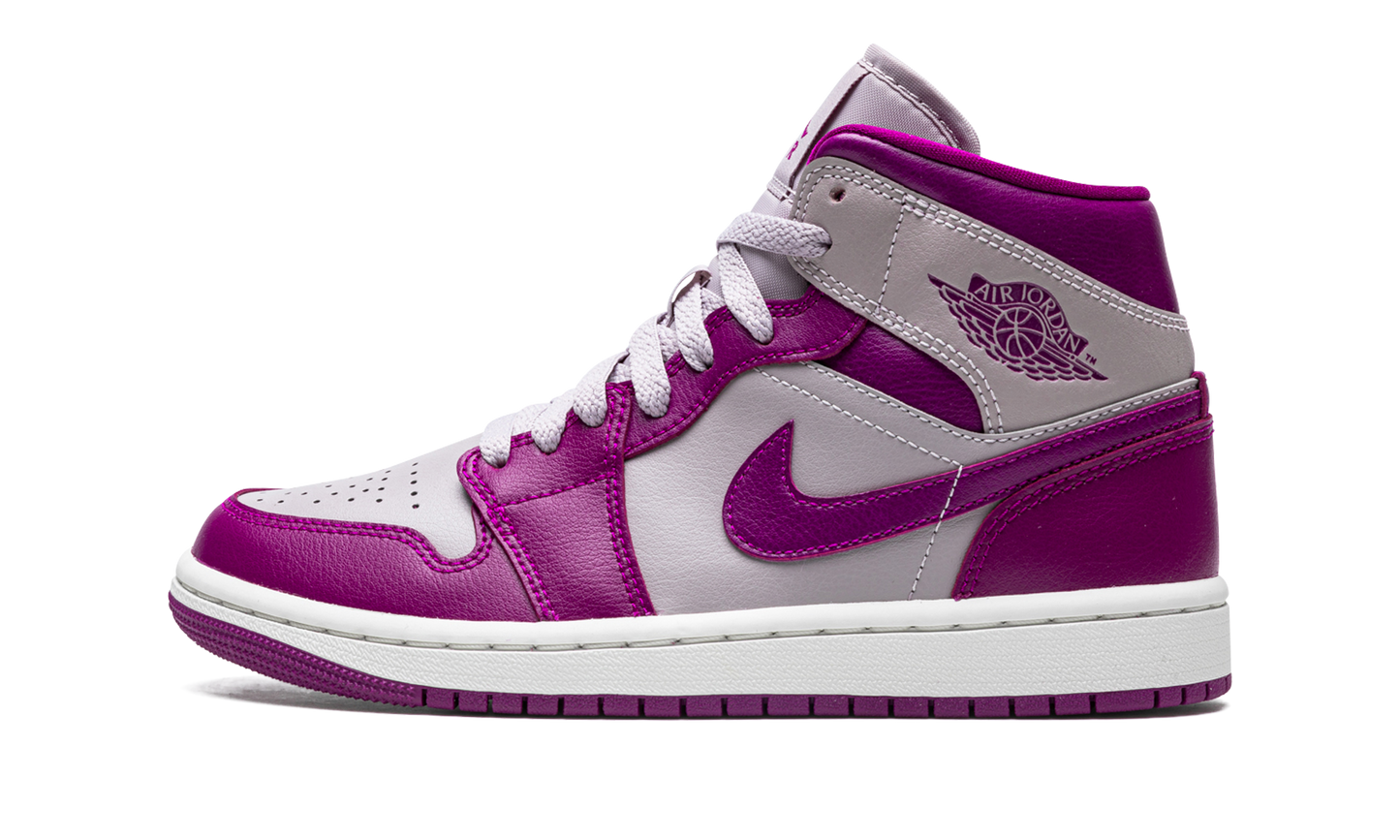 AIR JORDAN 1 MID WMNS "Magenta"