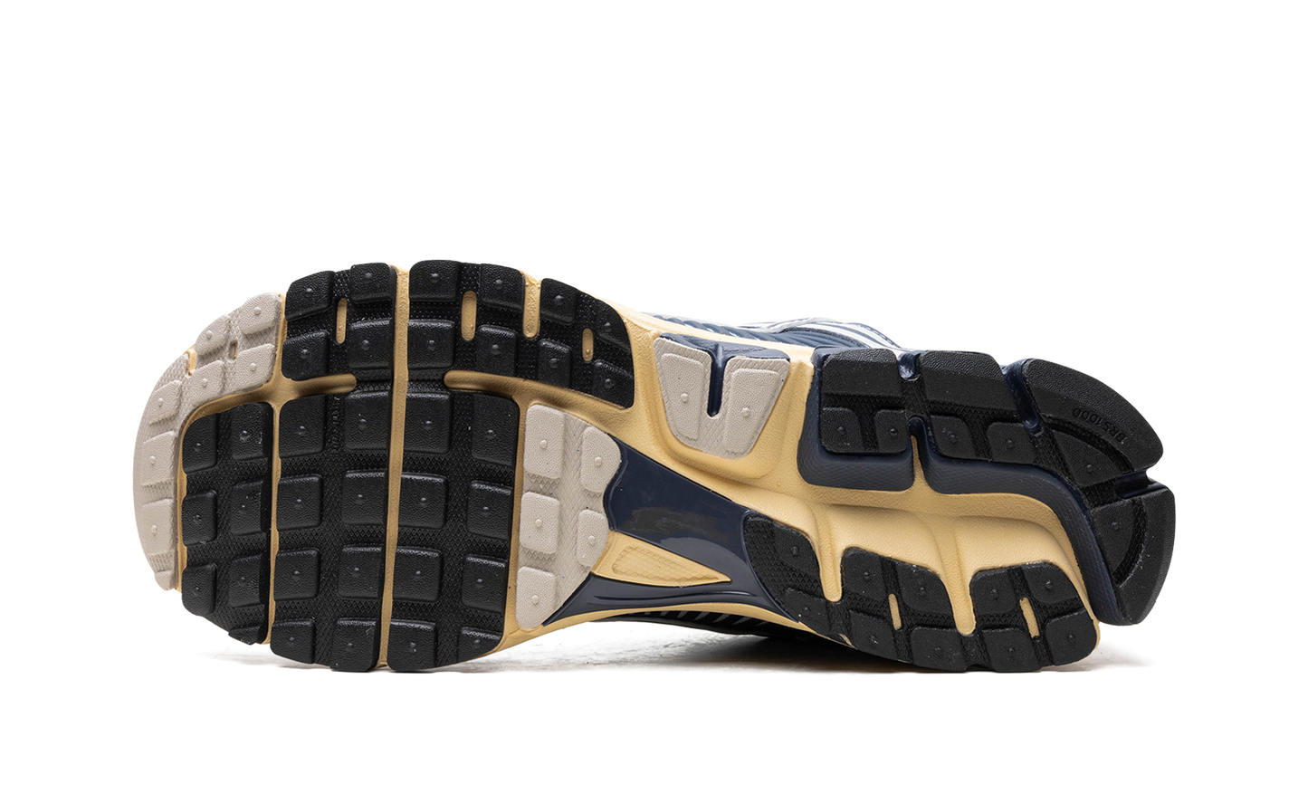 Zoom Vomero 5 "Thunder Blue Cream"