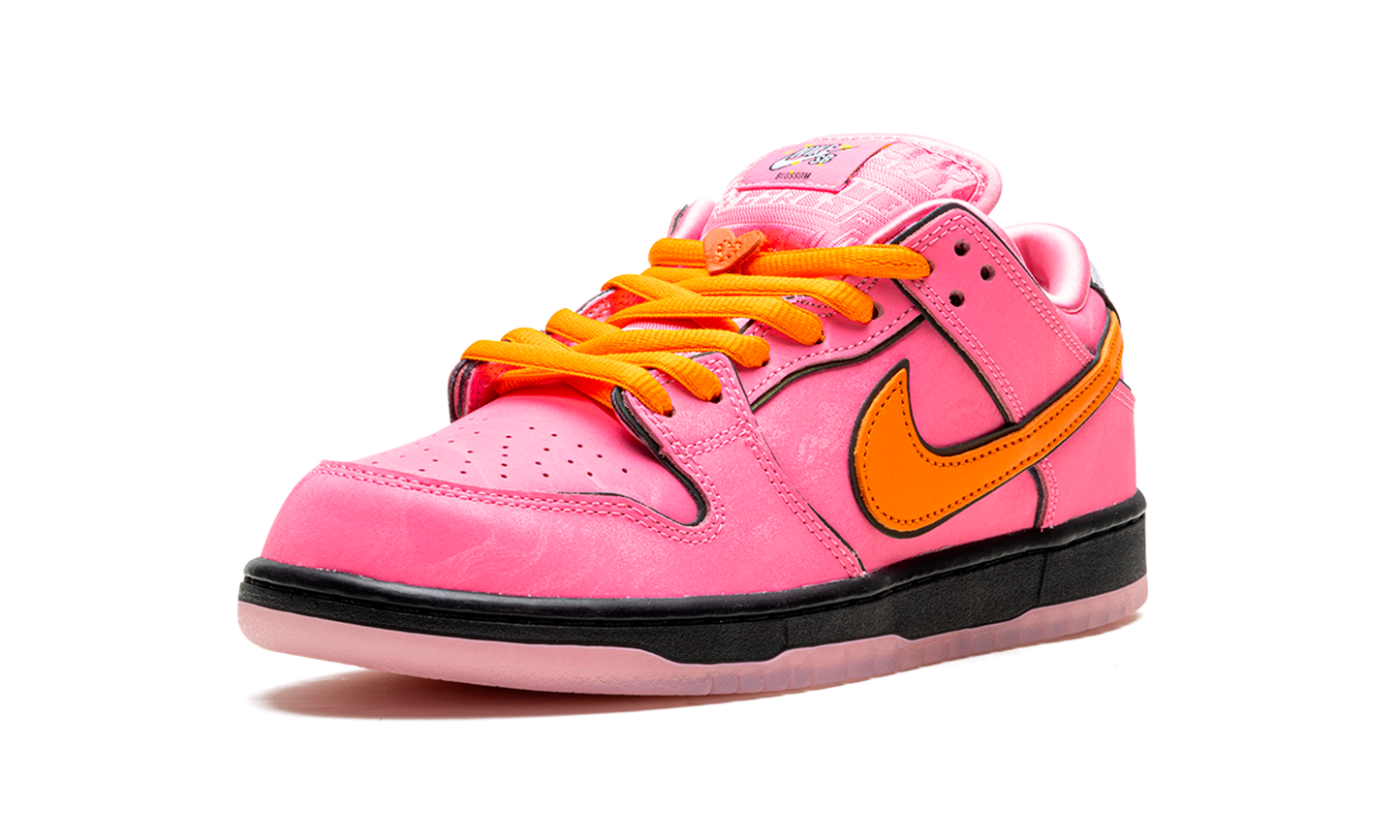 SB Dunk Low "Powerpuff Girls - Blossom"
